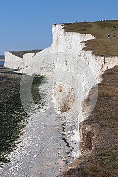 Big white rocks by the ocean and blue sky, Ð³Ð¾Ð»ÑƒÐ±Ð¾Ðµ Ð½ÐµÐ±Ð¾, ÑÐºÐ°Ð»Ñ‹ Ð¸ Ð¾ÐºÐµÐ°Ð½